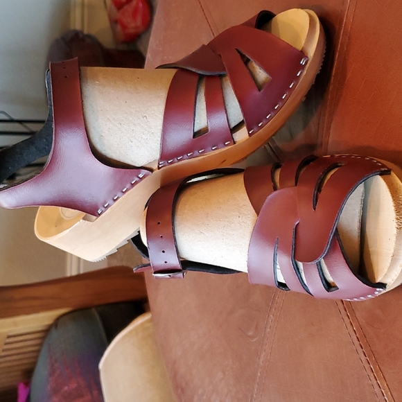 Clogs, size 39 - Picture 2 of 7